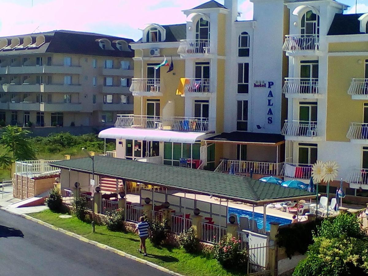 Hotel Palace Кранево Екстер'єр фото