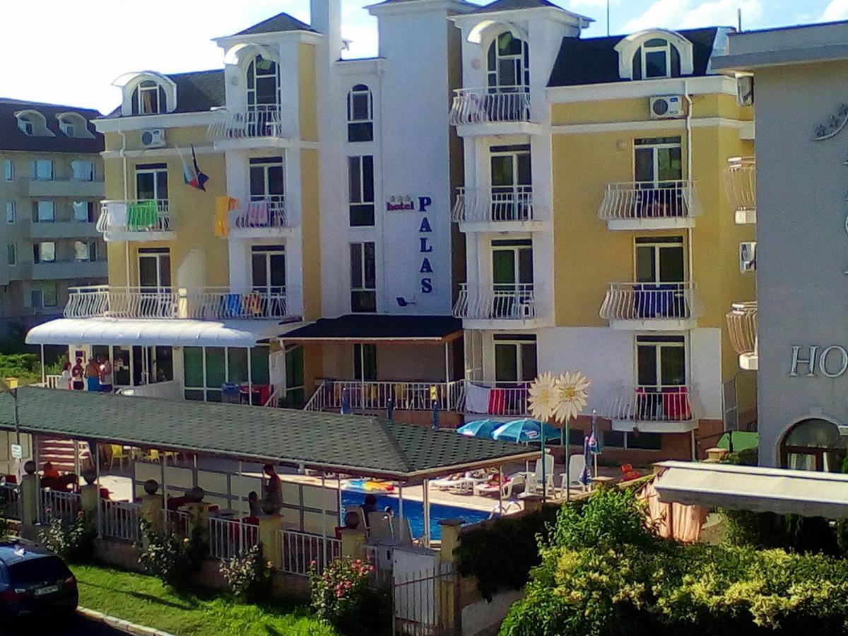 Hotel Palace Кранево Екстер'єр фото