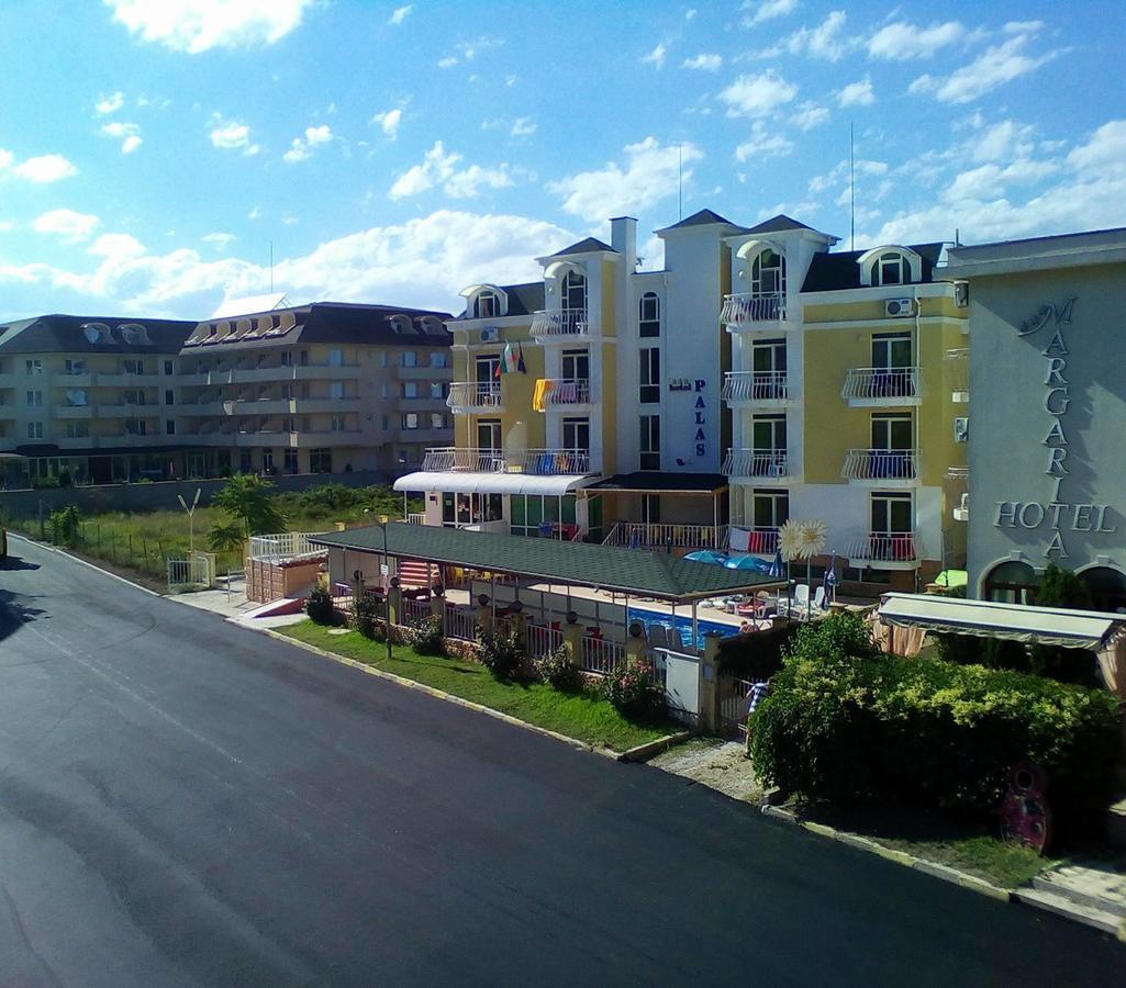 Hotel Palace Кранево Екстер'єр фото
