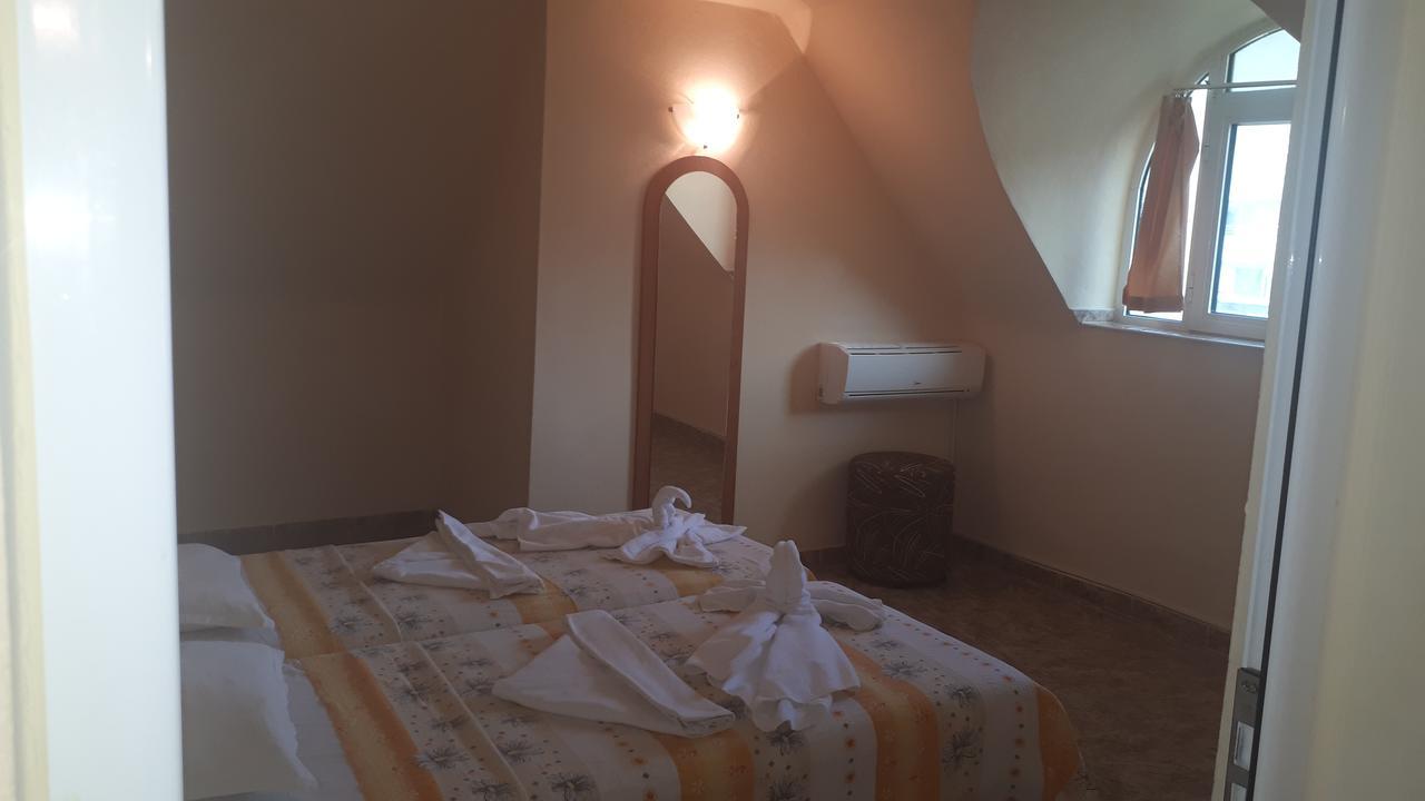 Hotel Palace Кранево Екстер'єр фото